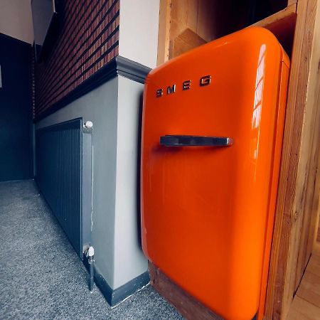 The Italian Greyhound Hotel Great Glen Екстериор снимка